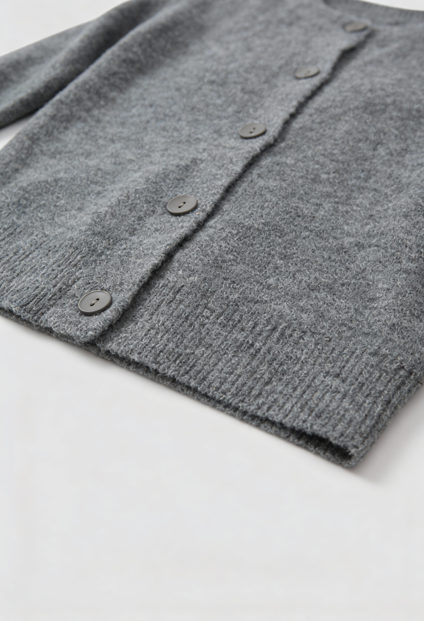 Isabella Lumina cozy gray long cardigan sweater with relaxed fit, featuring soft knit fabric and open front design.