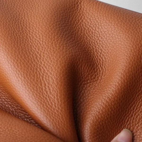 Lumina Wear Isabella leather shoulder bag in brown with a structured, spacious design and elegant style.