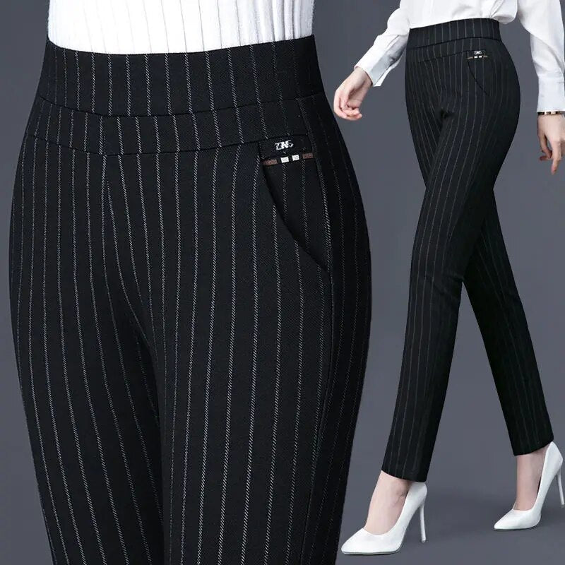 Black high waist leggings with faux pockets from Lumina Wear, featuring a sleek design and comfortable fit.