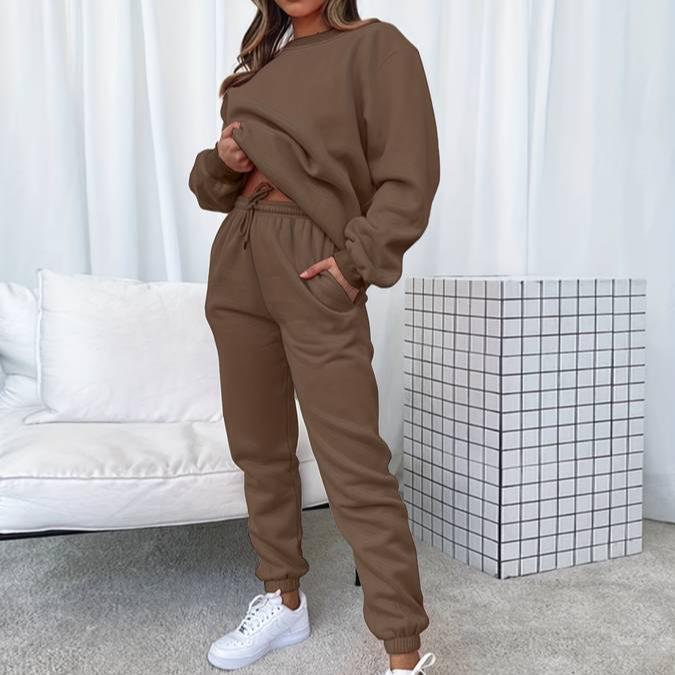 Black Jenna relaxed minimalist sweat set with jogger pants by Lumina Wear, casual and comfortable loungewear for women.