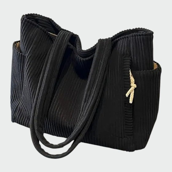 Lumina Wear Tilda chic minimalist tote bag in green with a spacious interior, stylish for everyday use.