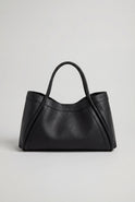 Lumina Wear Victoria black tote bag with spacious pockets, stylish handbag with sturdy handles and sleek design.