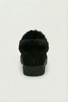 Victoria cozy black winter boots with warm lining by Lumina Wear, featuring a stylish design and sturdy soles for cold weather.