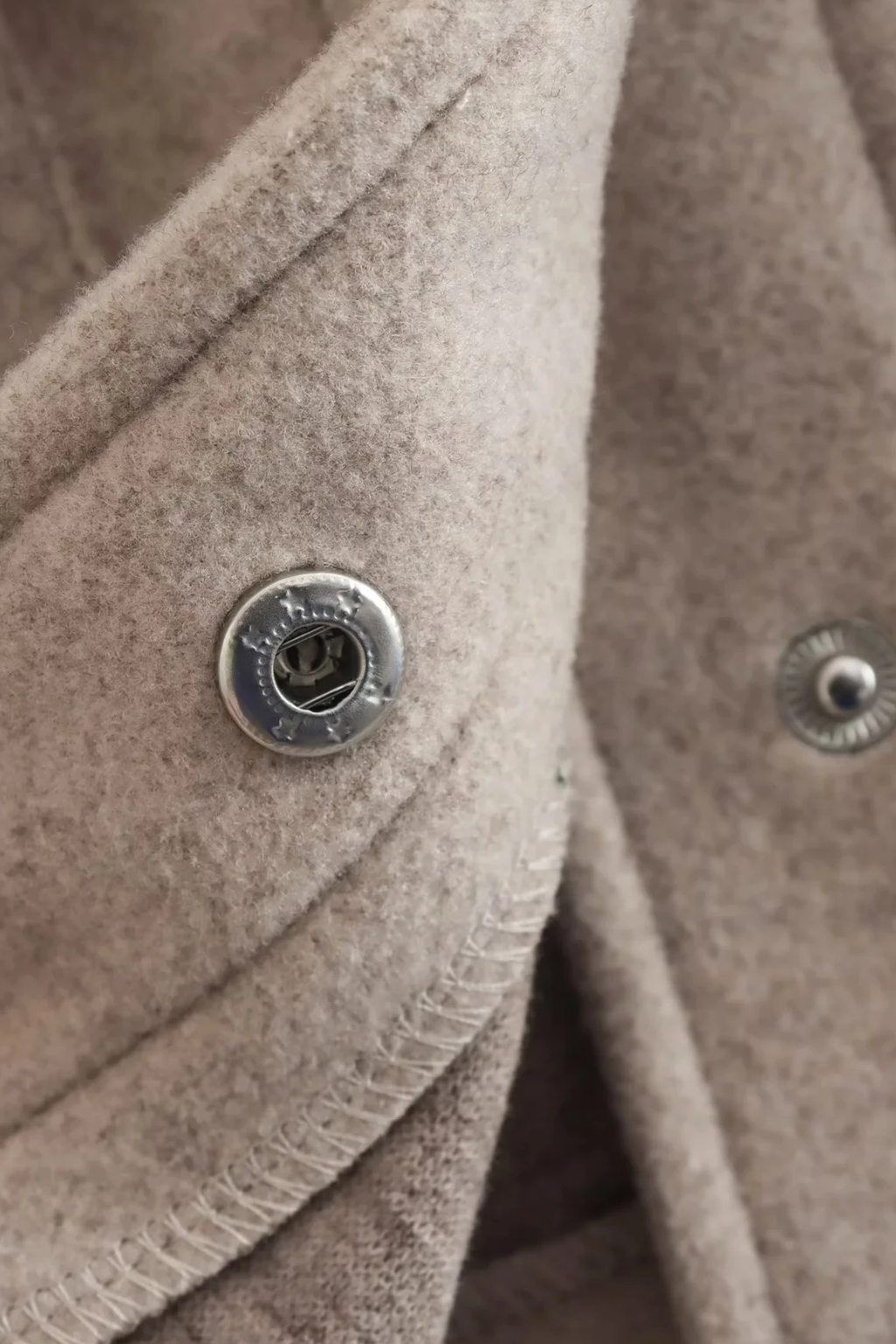 Lumina Wear Victoria elegant autumn jacket with classic button closure in apricot color, stylish and lightweight for fall.