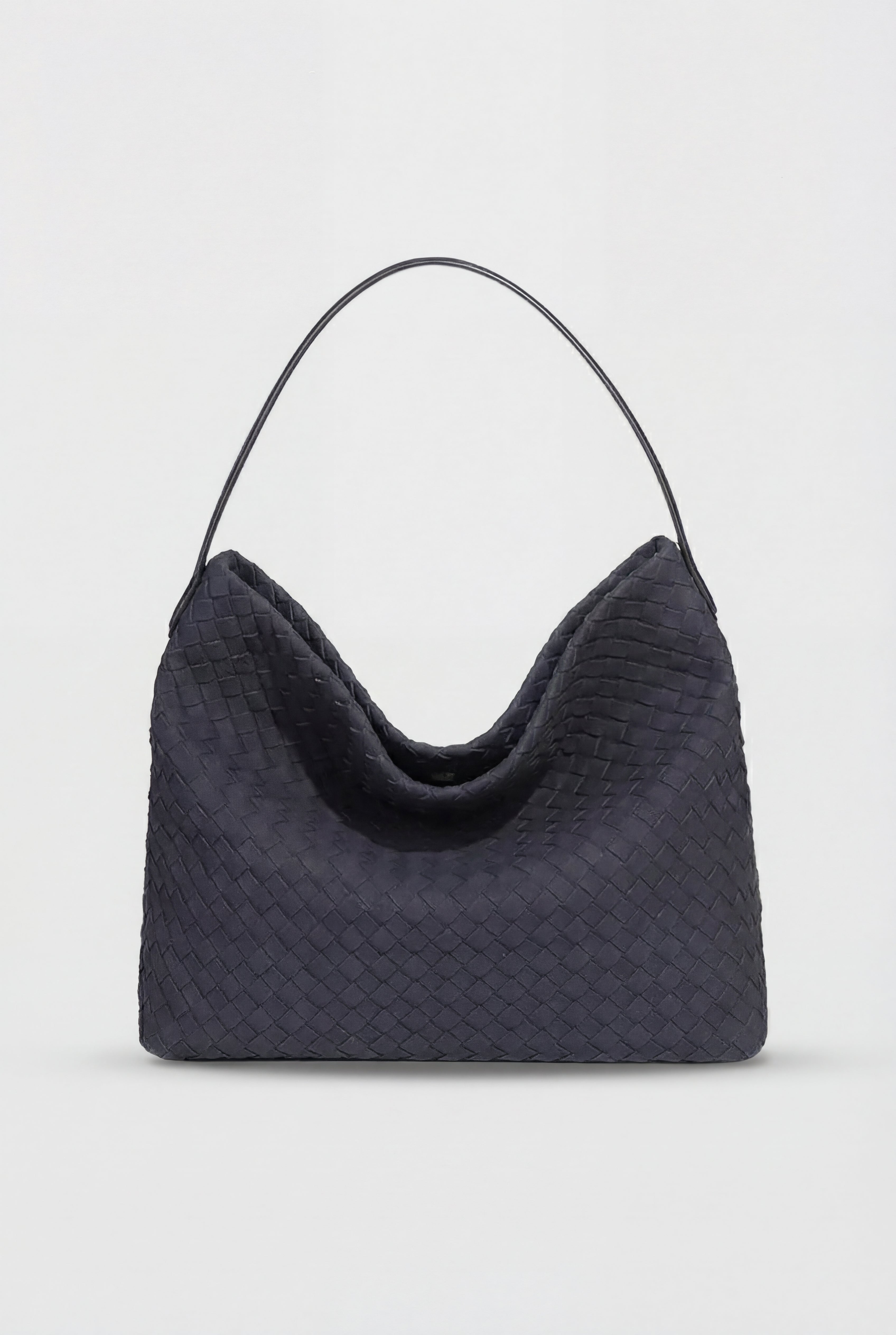 Lumina Wear Victoria black suede tote bag with a spacious design, elegant and stylish for daily use.