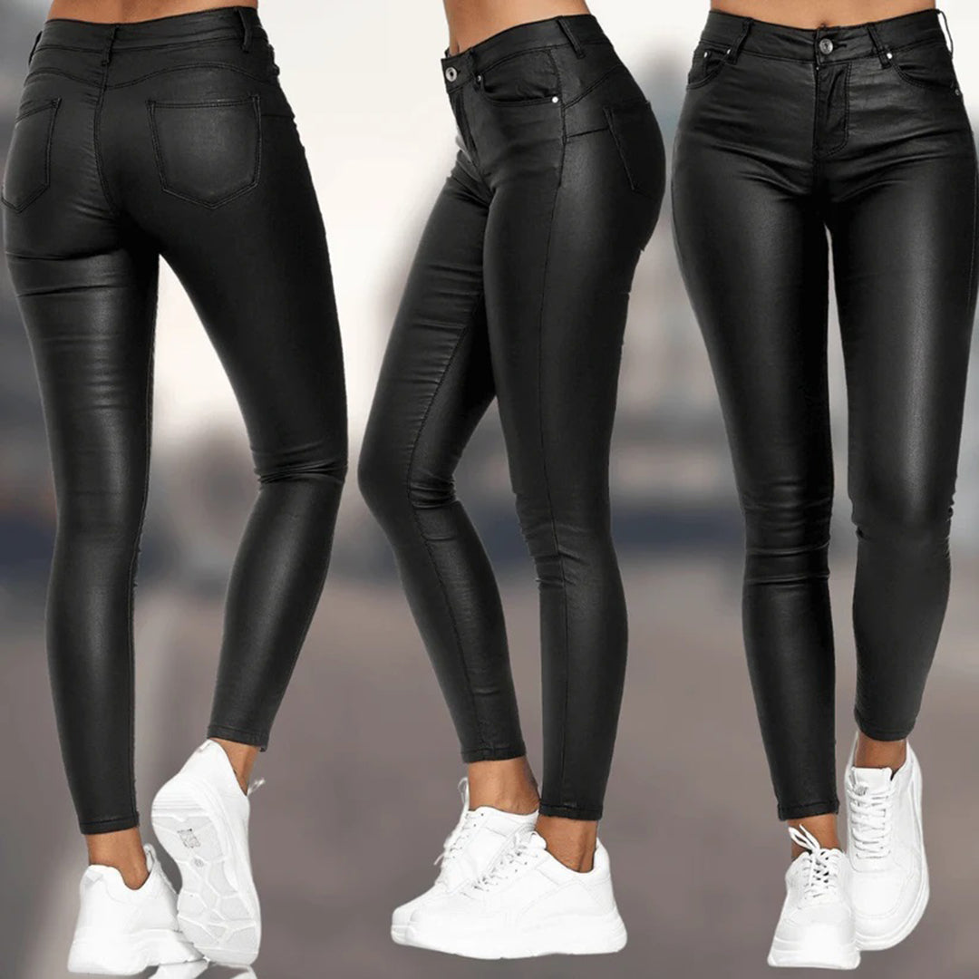 Lumina Wear Victoria black trousers, elegant and comfortable fit, tailored pants for a stylish and polished look.