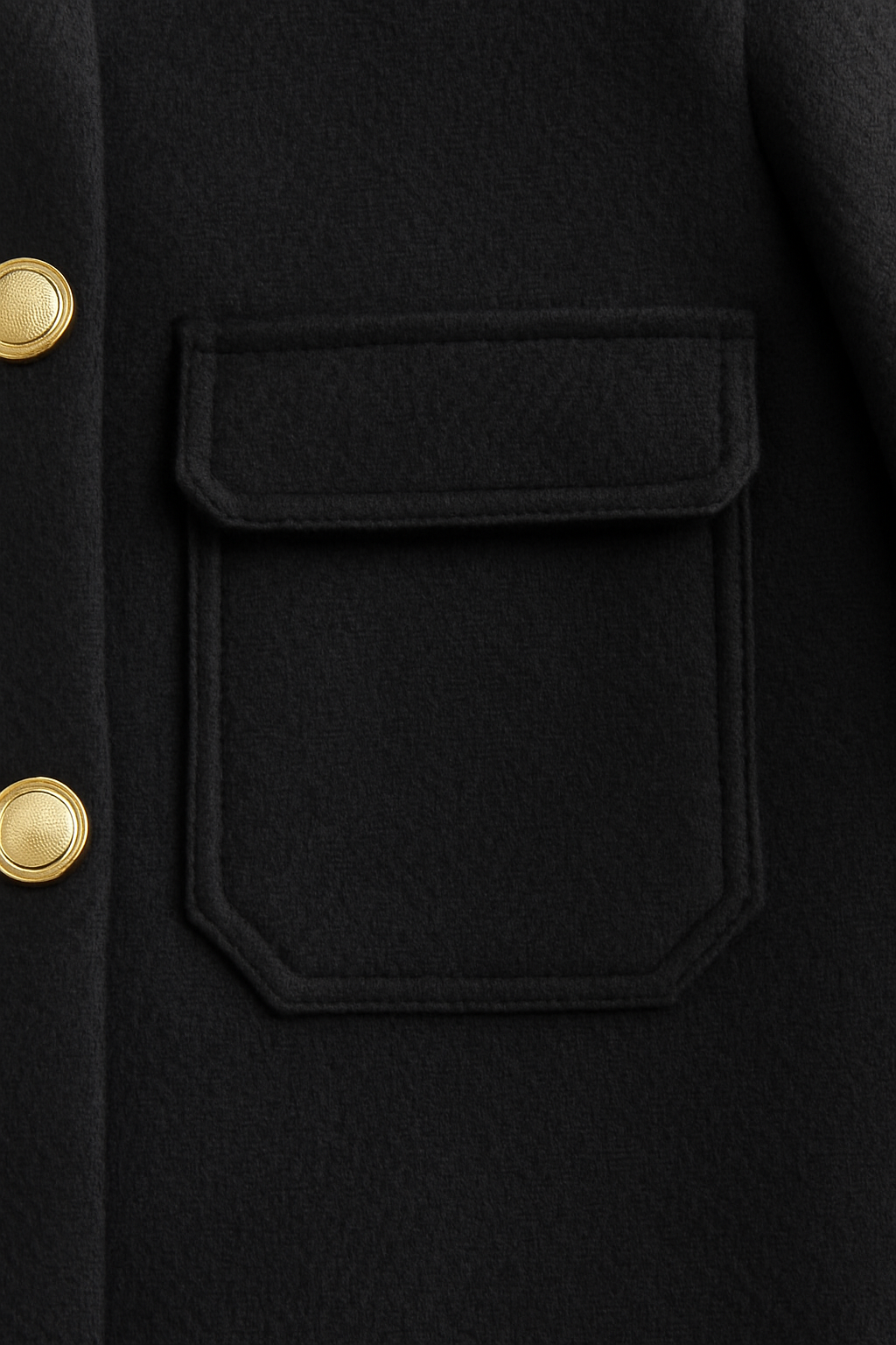 Victoria Lumina lightweight black windbreaker jacket showing a flattering fit and stylish design, ideal for casual outdoor wear.