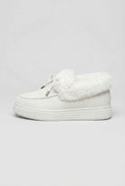 Victoria insulated winter boots by Lumina Wear with cozy lining, stylish design, white color, and size 35.