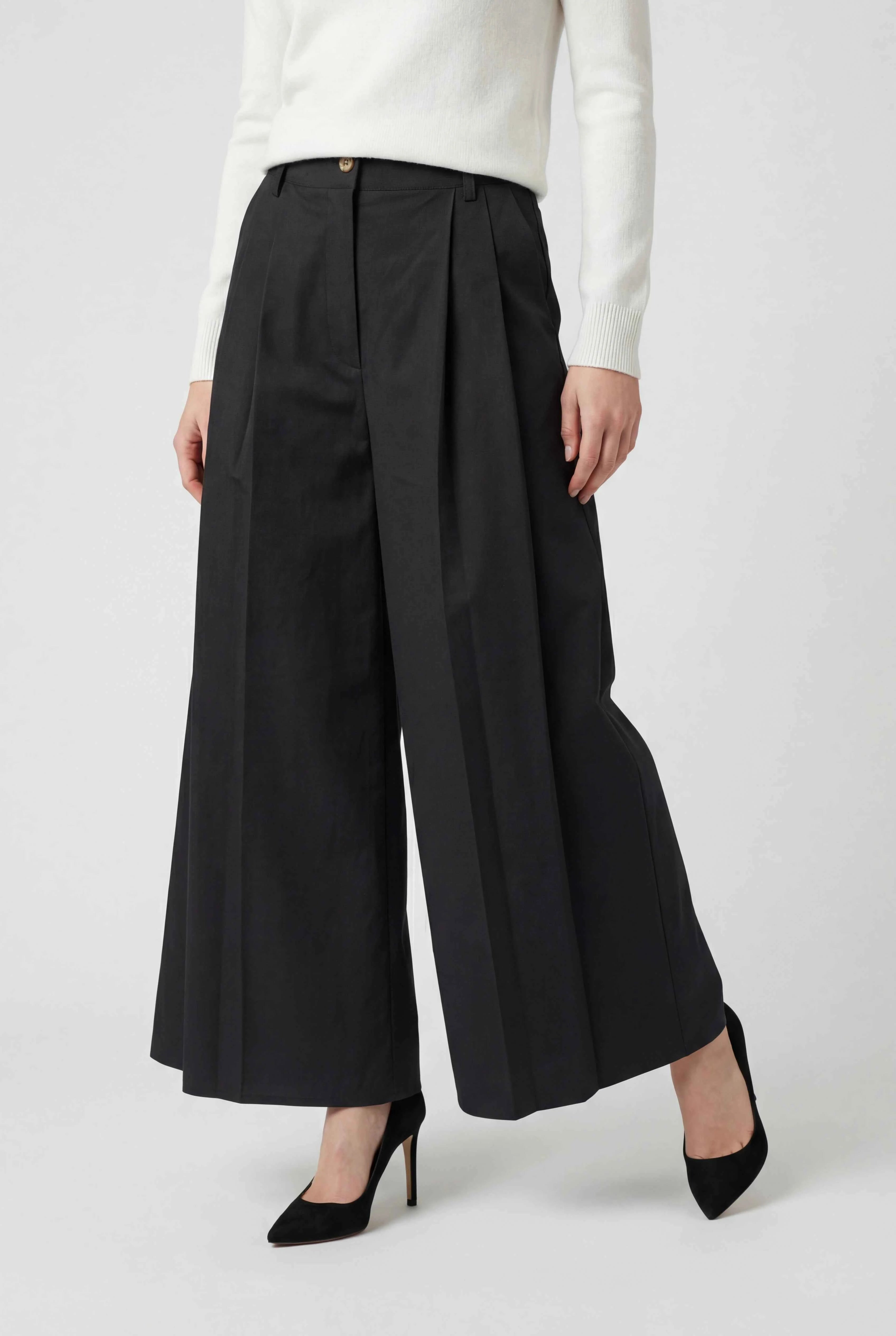 Victoria high-waisted black palazzo pants for women by Lumina Wear, tailored fit with wide-leg design, front pleats and belt loops.