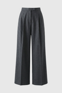 Victoria Lumina Wear high-waisted gray trousers with elegant draping, tailored fit, and slim-leg design, shown in size XS.
