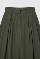 Victoria Lumina Wear high-waisted wide-leg trousers for women in army green, tailored fit and stylish for modern fashion.